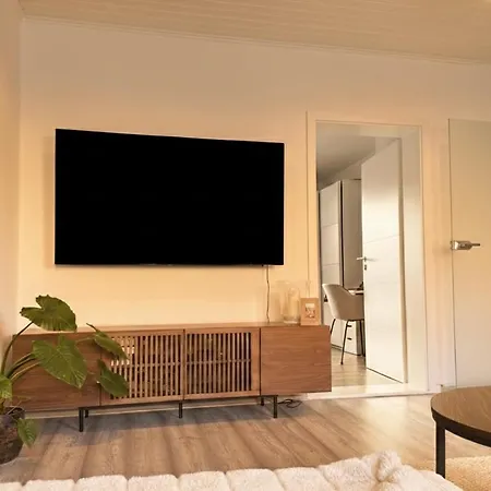 Appartement Modern Eingerichtete In Zentraler Lage Kiel