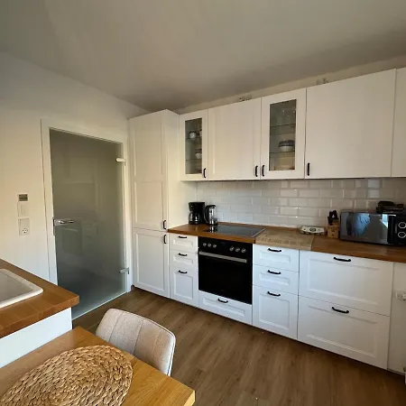 Appartement Modern Eingerichtete In Zentraler Lage Kiel